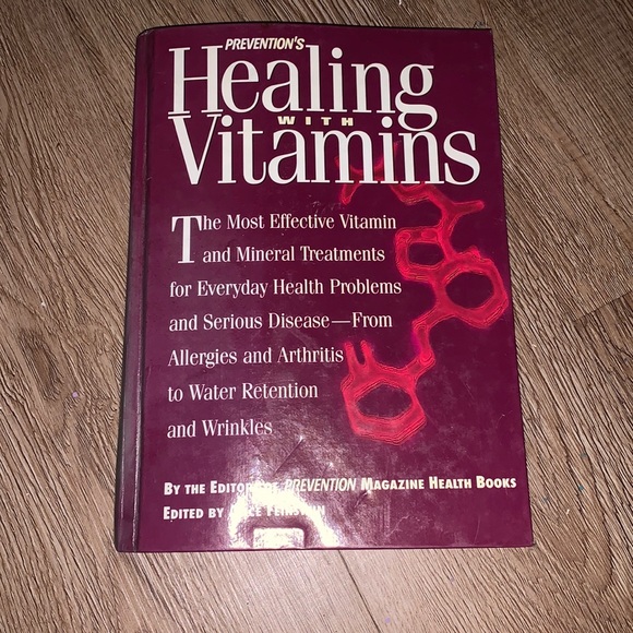 Healing with vitamins book - Picture 1 of 2